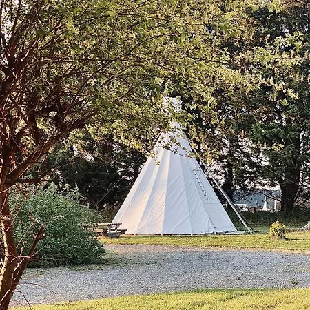 Camping Domaine De L'aumône Cherrueix