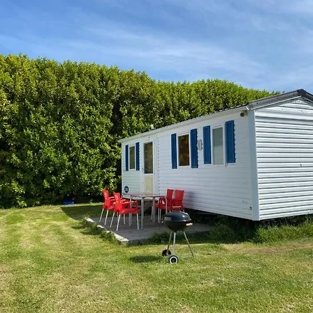 Camping Domaine De L'aumône Cherrueix