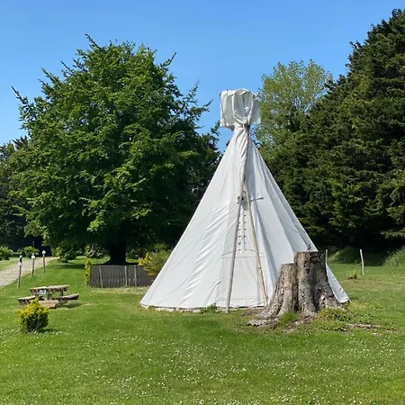 Domaine De L'aumône Camping Cherrueix