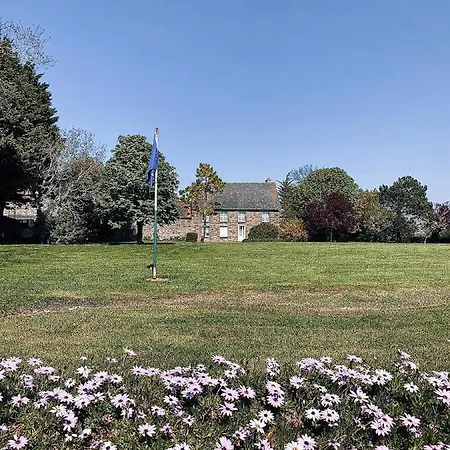 Domaine De L'aumône Camping Cherrueix